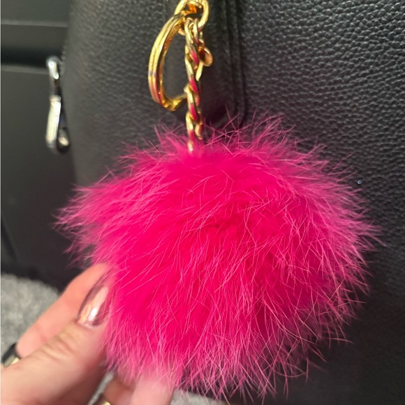 MICHAEL KORS Pom Pom Key Ring Pink Fox Fur Bag Charm In Raspberry Hot Pink - Picture 4 of 6